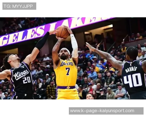 湖人残阵逆袭独行侠文森特首节火力全开八村表现出色半场领先13分