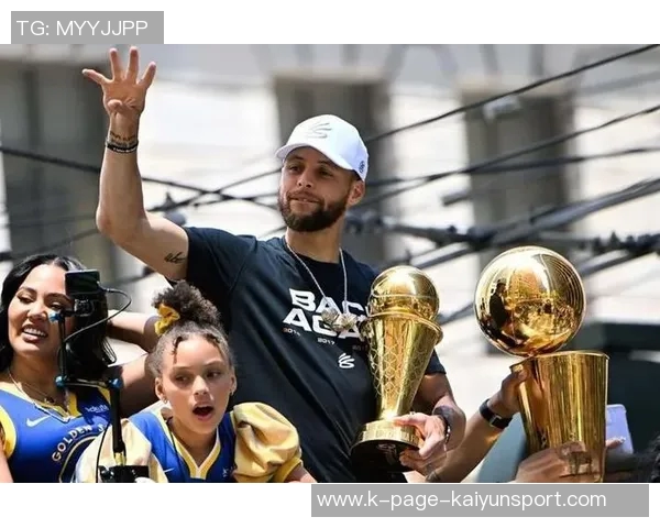 艾弗森盛赞库里为篮球杀手坚持观看每场勇士比赛的决心